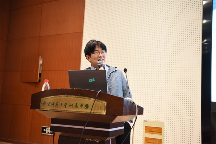 3、雎长城学长的讲座.JPG