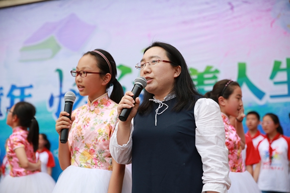 10.老师表演(5).JPG
