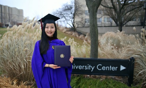 4.������ ��ҵ������������ѧ�������й��״λ�����г������ߡ���̷���.jpg 4.������ ��ҵ������������ѧ�������й��״λ�����г������ߡ���̷���.jpg