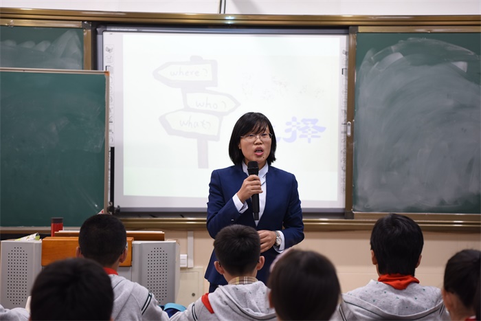 班主任邹超一老师.JPG
