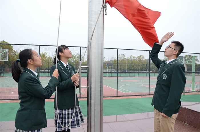 期待已久的神圣时刻.JPG