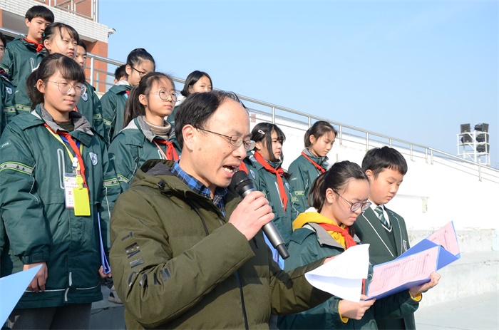 家长代表专题发言.JPG