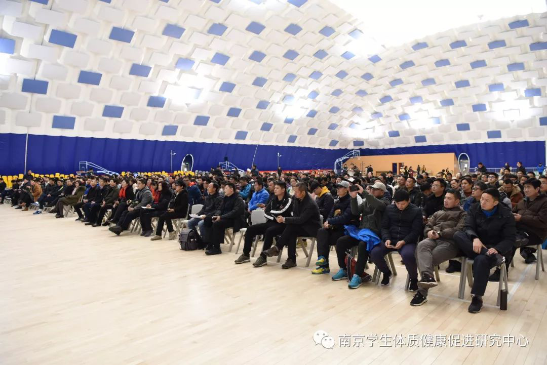 南京市2019年中考体育考试模拟测试演示会