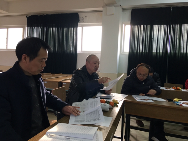4.谢仁斌主任对近期工作和考试情况进行反馈，提出下阶段的目标.jpg