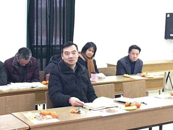 10.徐国民校长作总结发言.jpg