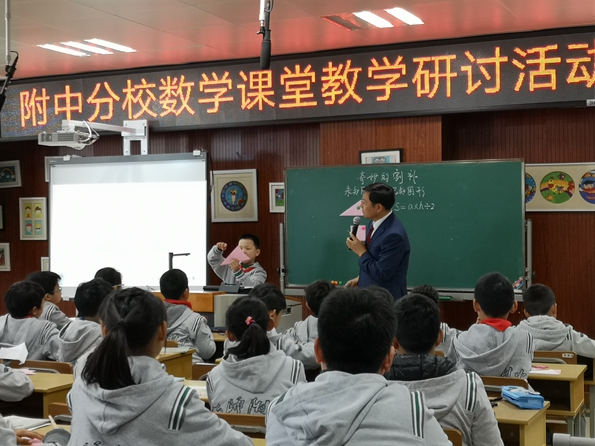 1554251761.jpg A0F7840DD739E4B2D1DAF632E5AEDB69.jpg