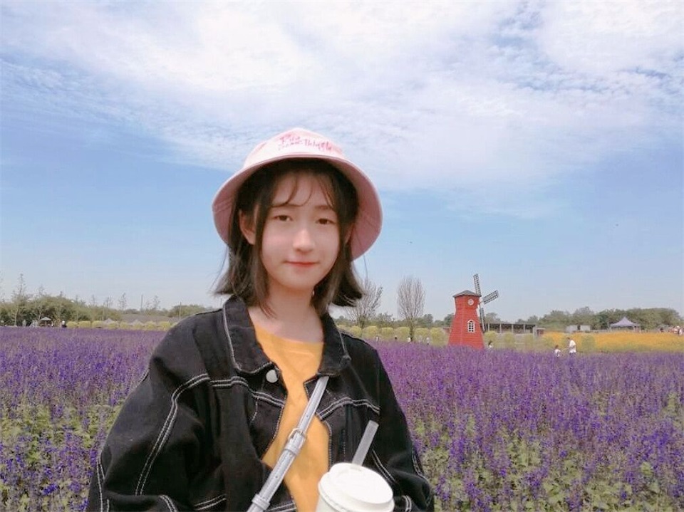 1574300199425049.jpg 张可媛.jpg