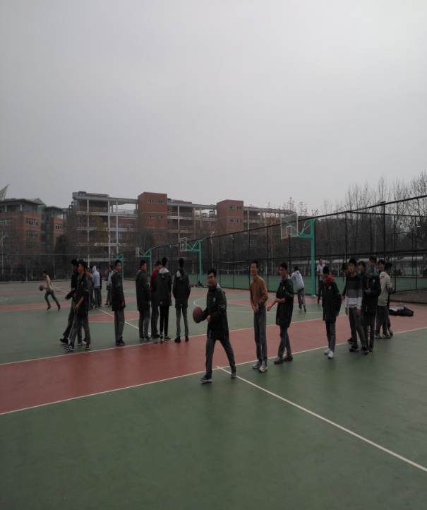 1704245316611074.jpg 校内课照片.jpg