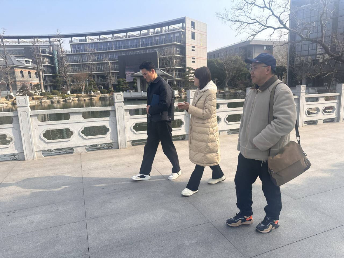 1744009994941217.jpg 1744009994941217.jpg