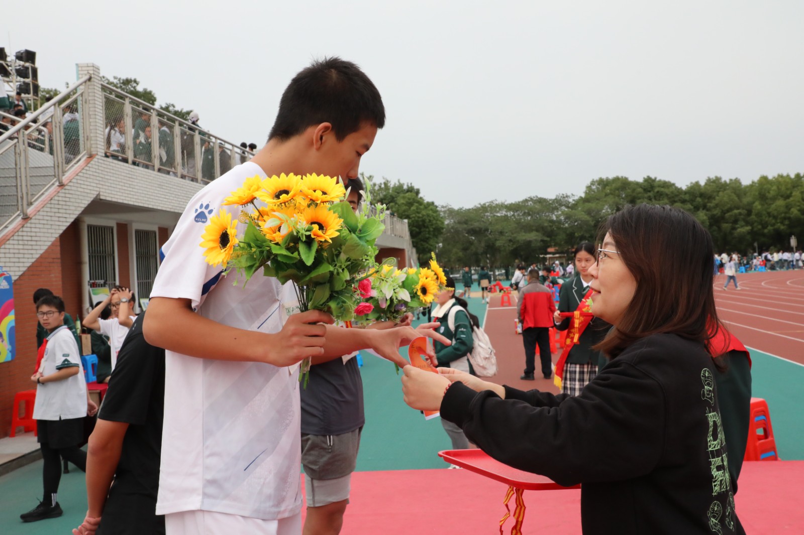 1761720810130234.jpg 1761720810130234.jpg