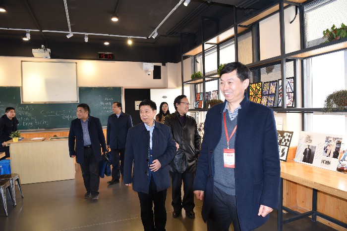 DSC_0402.jpg DSC_0402.jpg