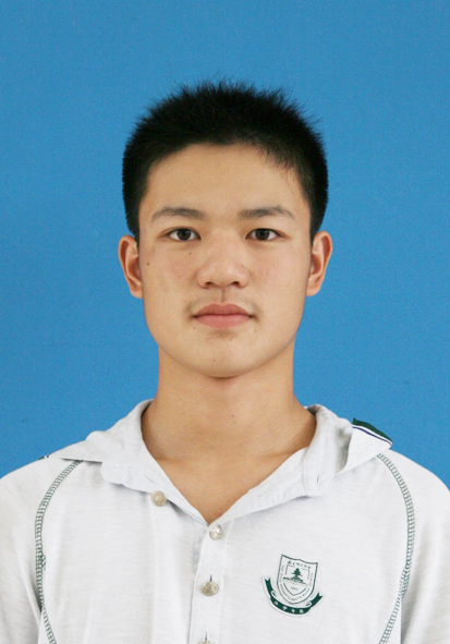 23.滕志伟，2013届高中毕业生，高二时被中国科技大学少年班提前录取.jpg