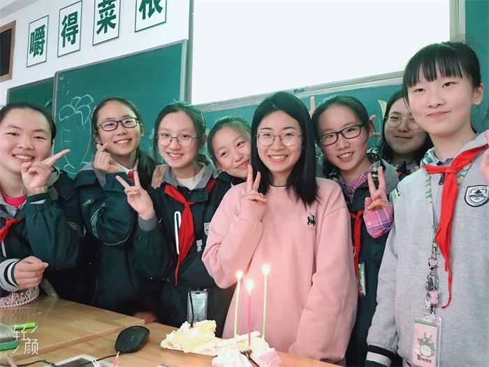 老班拍照萌萌哒.JPG