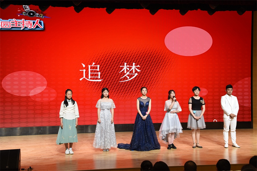 11晋级的六位选手.JPG