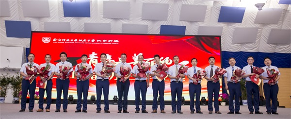 图9.jpg