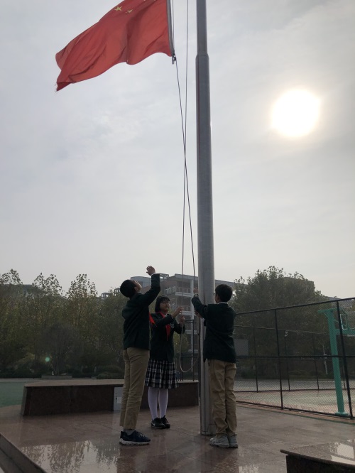 升旗.jpg