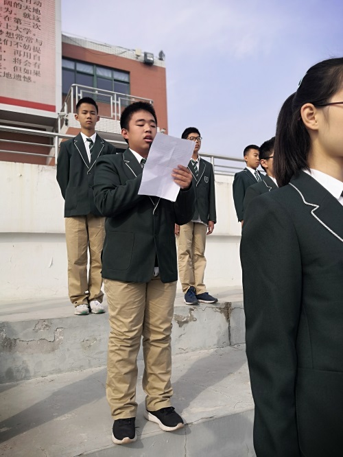 学生故事讲述.jpg