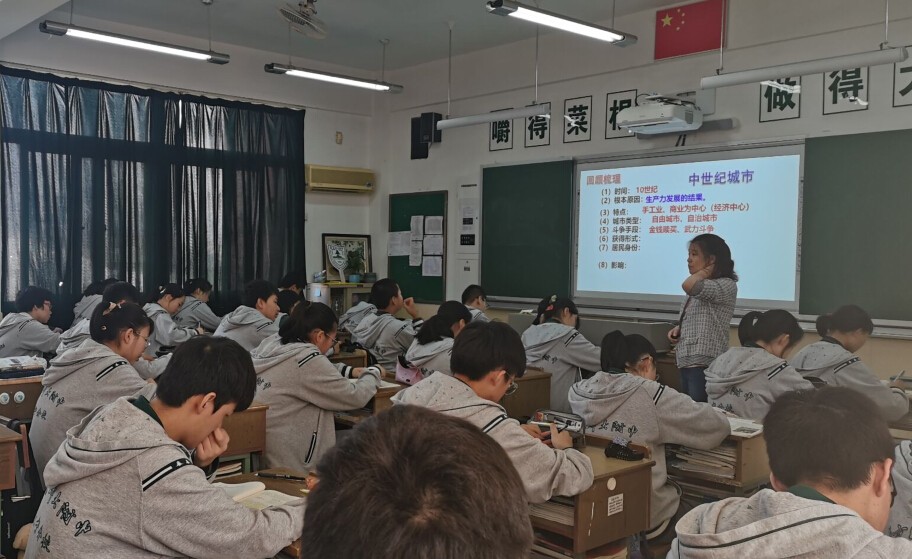 1600919870474860.jpg 1600919870474860.jpg