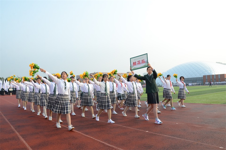 图片三鲜花方阵.JPG