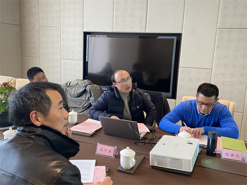 2.高一年级主任万滨老师发言.JPG
