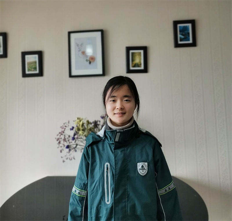 6.王雨昕(2020年高考南京市文科第一名，被清华大学录取).jpg