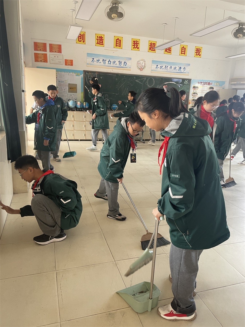 图片2 大扫除.JPG