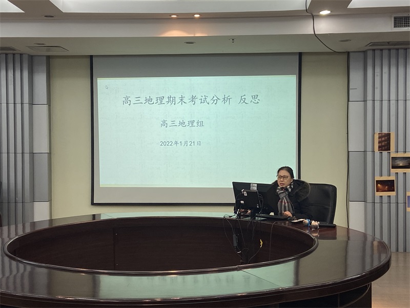 5.徐玲老师.jpg
