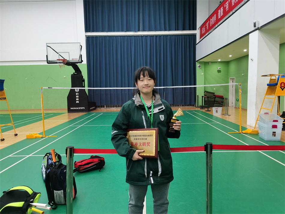 1651042579327363.jpg 杨佳怡1.JPG