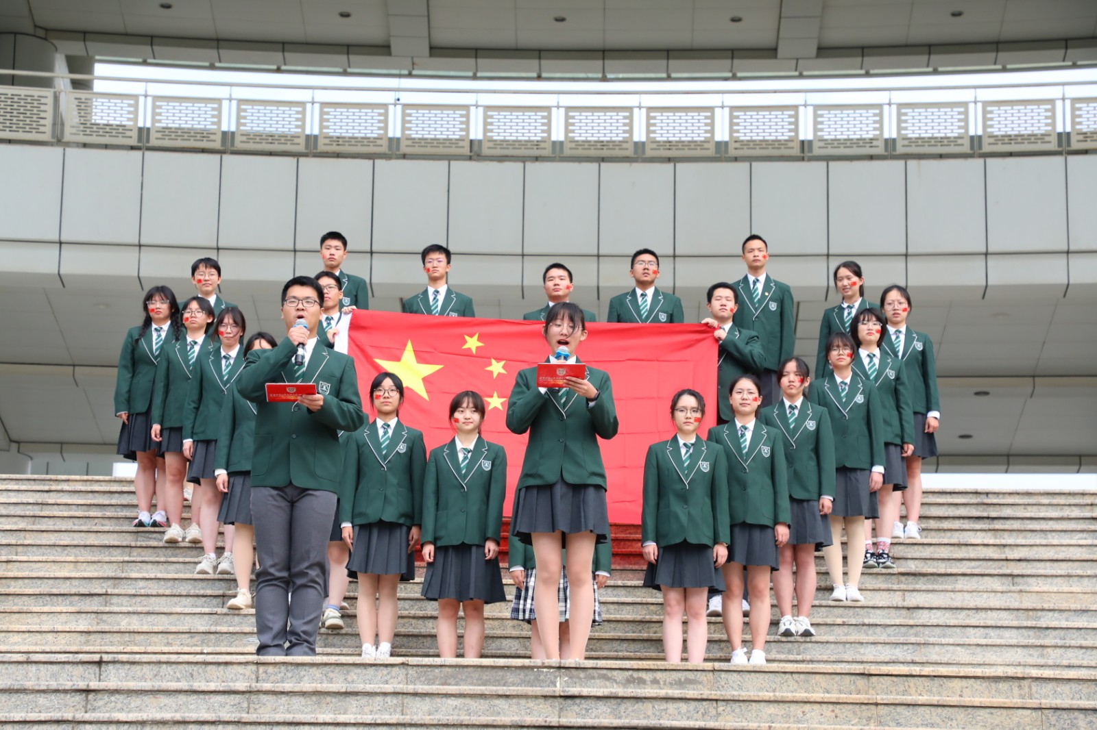 图2.JPG