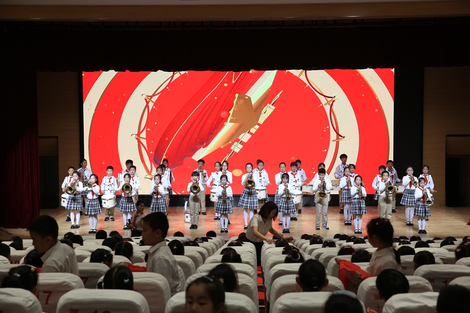 02-2鼓号声声.JPG