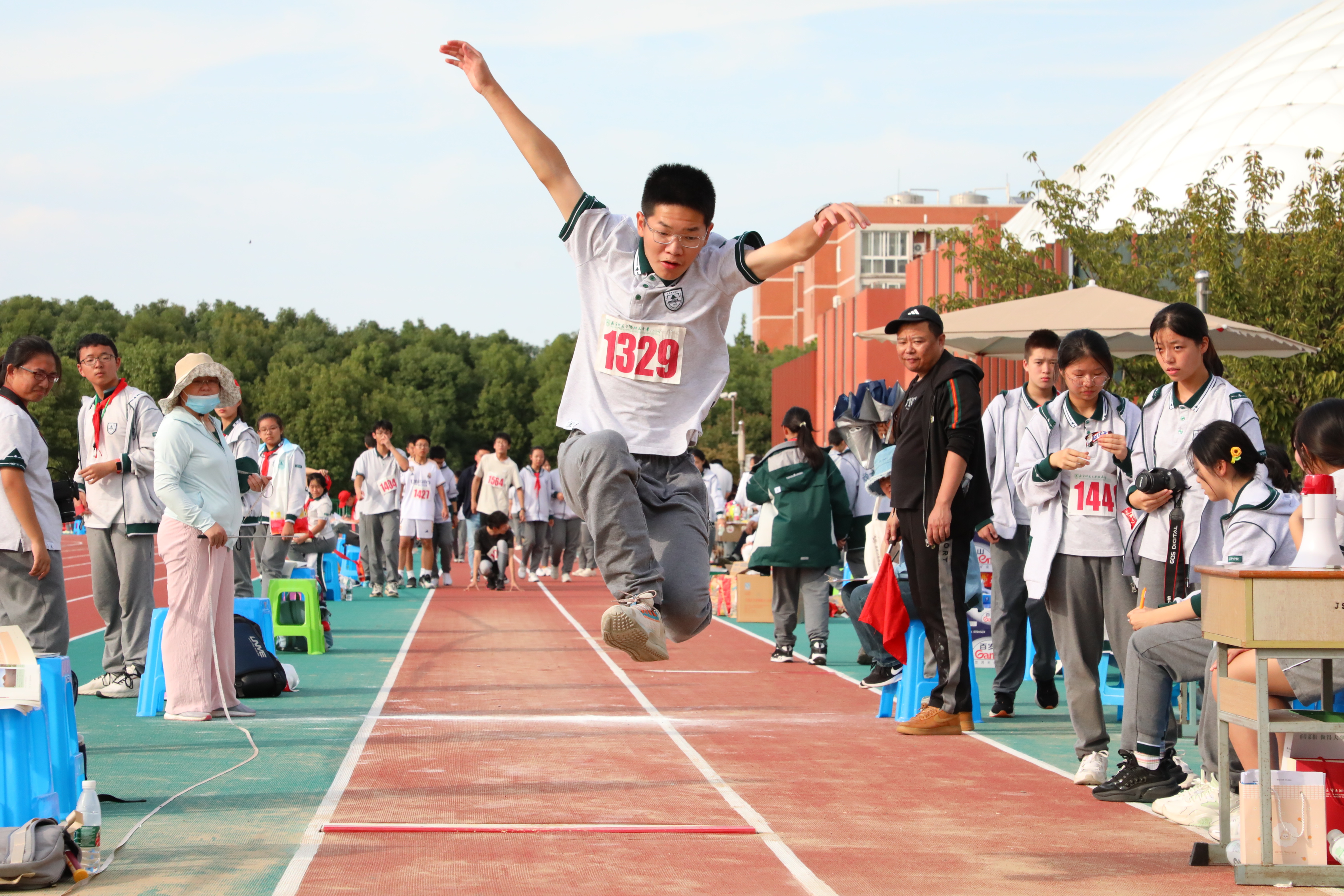 照片23.JPG