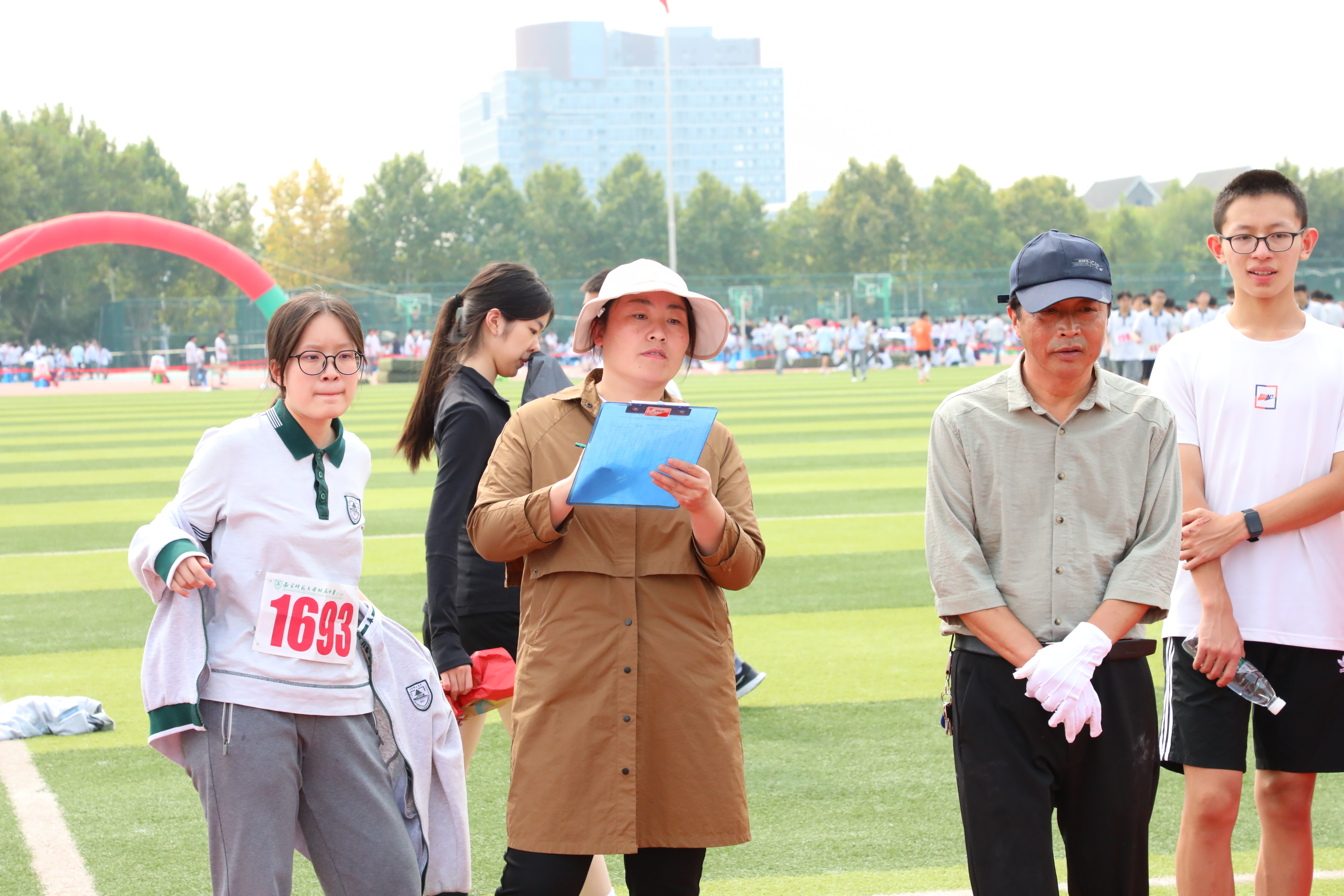 照片32.JPG