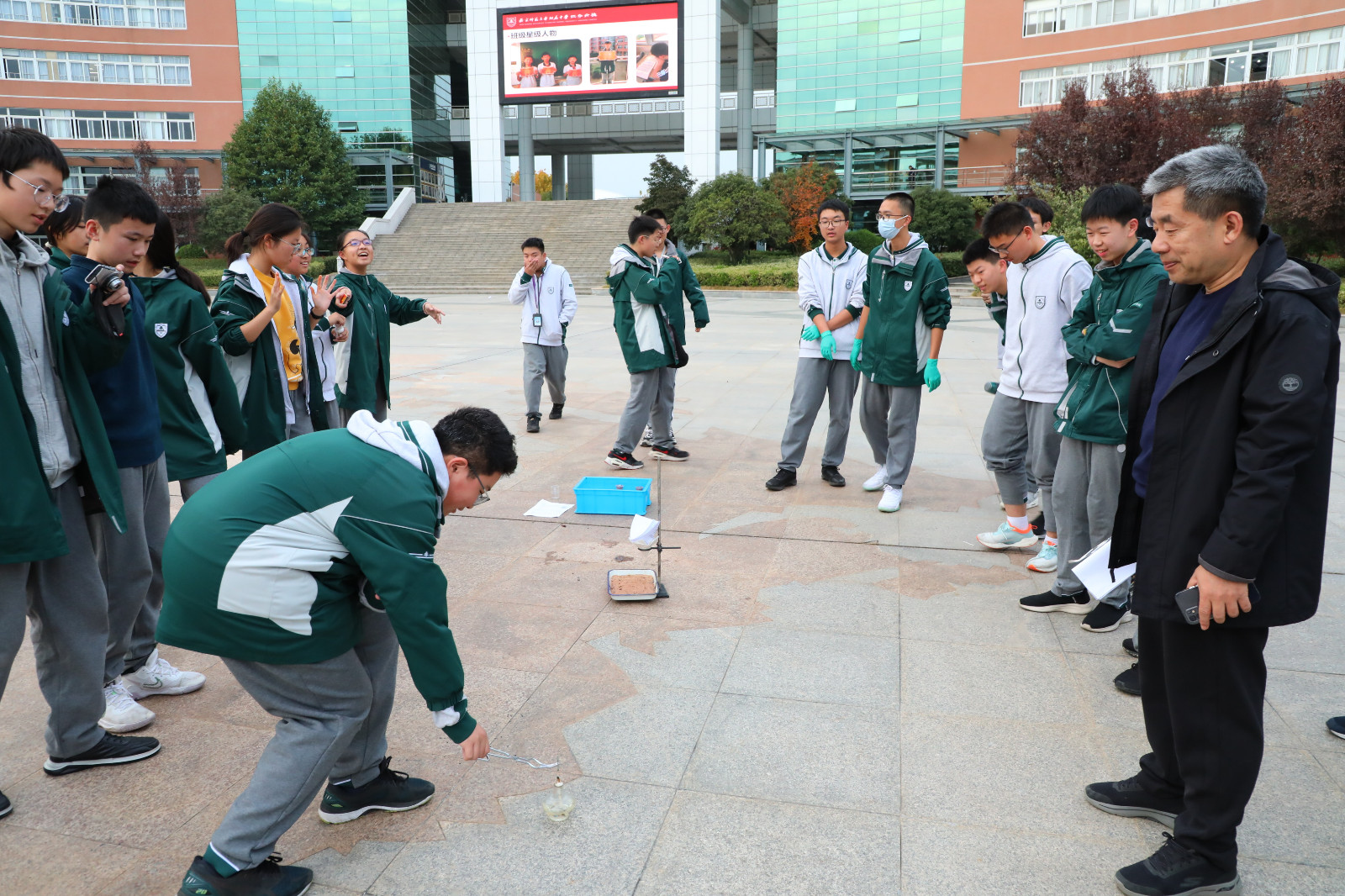 1700728139344501.jpg 1700728139344501.jpg