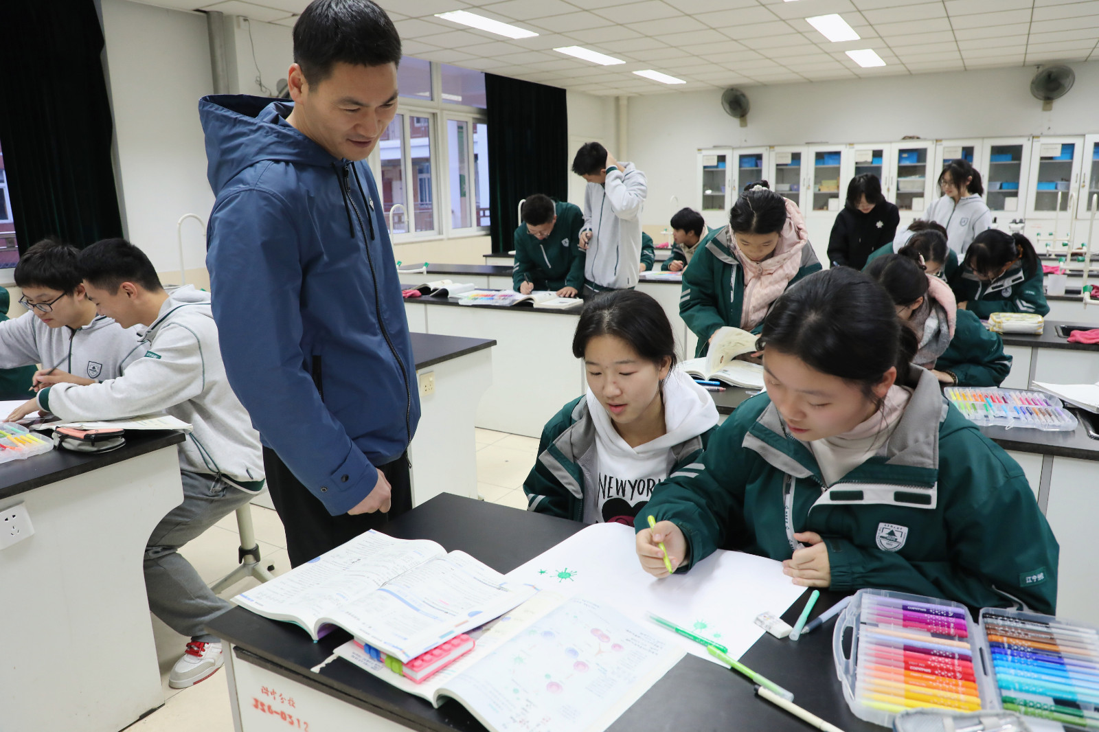 1700728227112230.jpg 1700728227112230.jpg