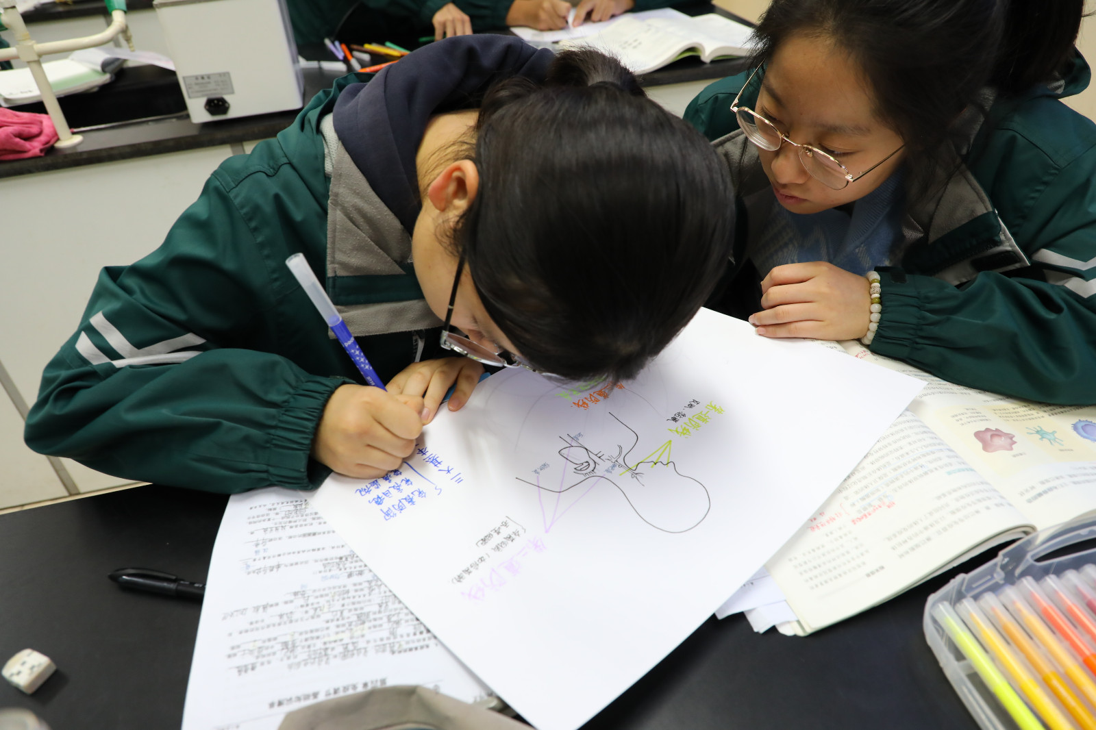 1700728227377243.jpg 1700728227377243.jpg