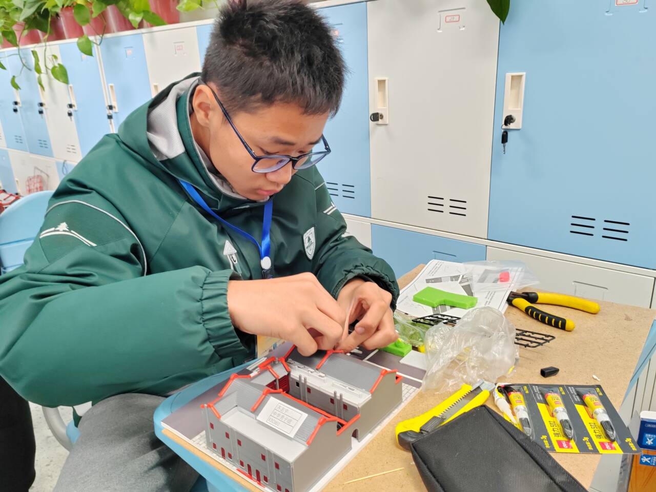 1701246709762301.jpg 1701246709762301.jpg