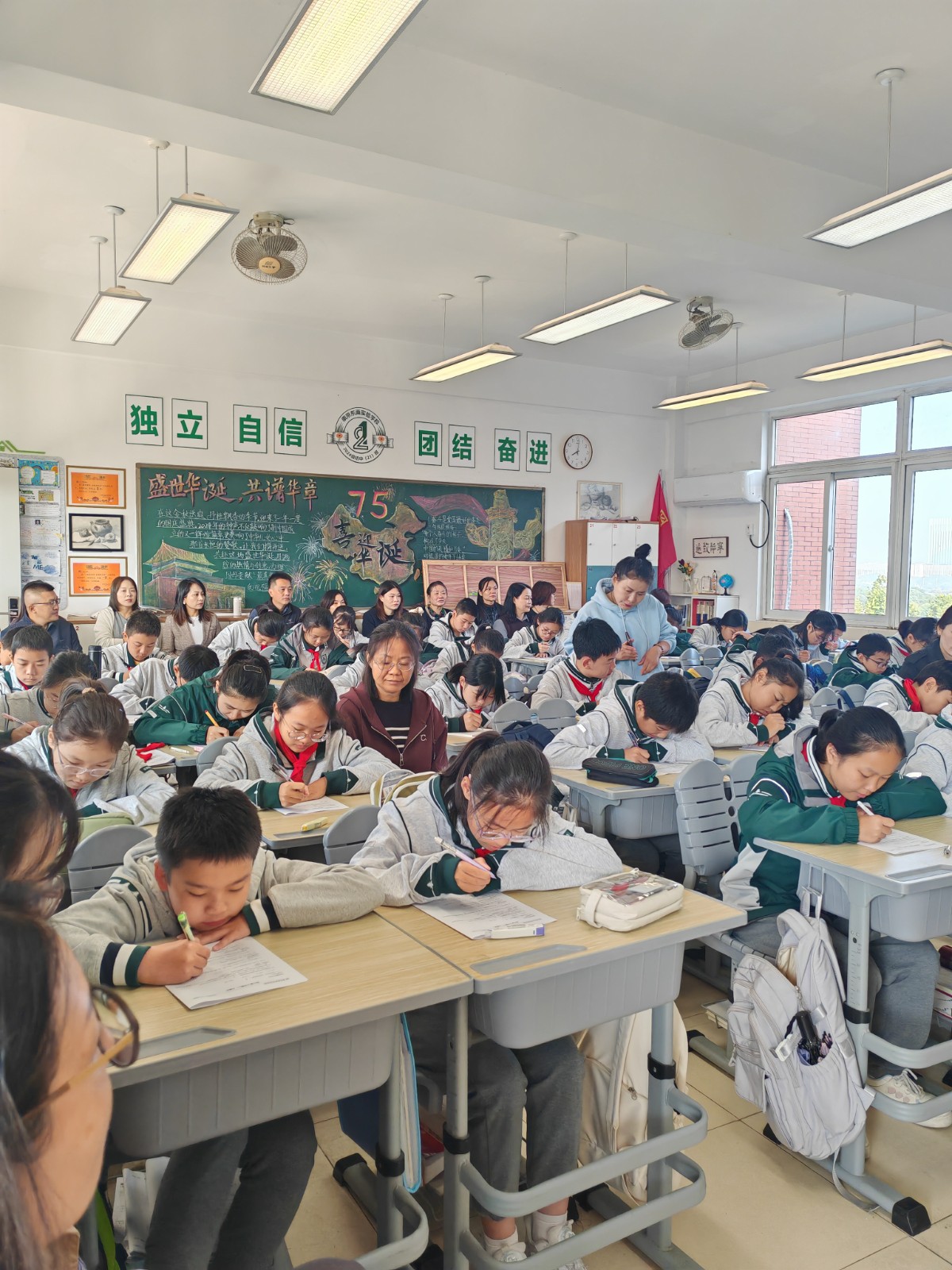 1730182035476337.jpg 1730182035476337.jpg