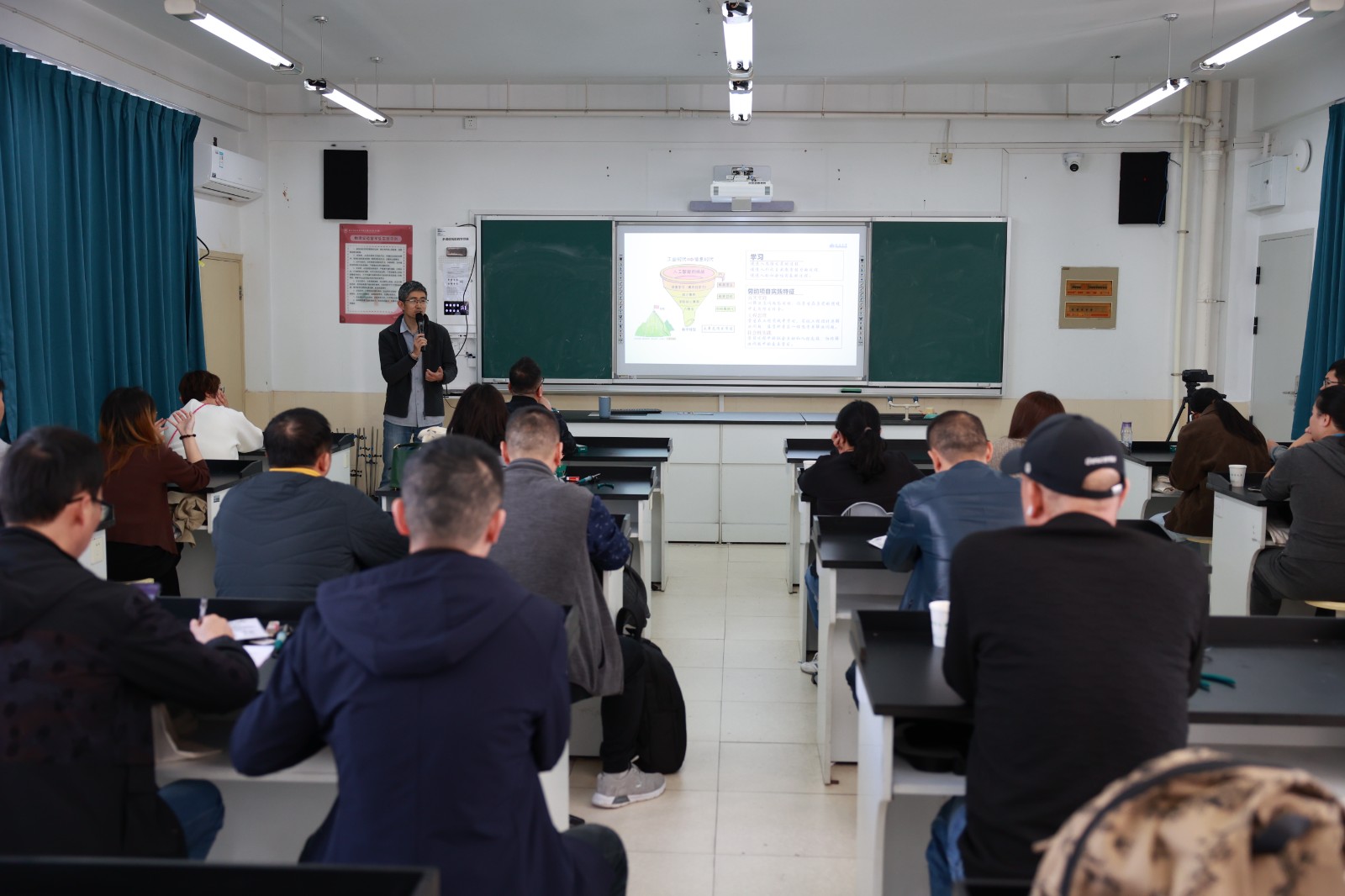 1730795405955621.jpg 1730795405955621.jpg