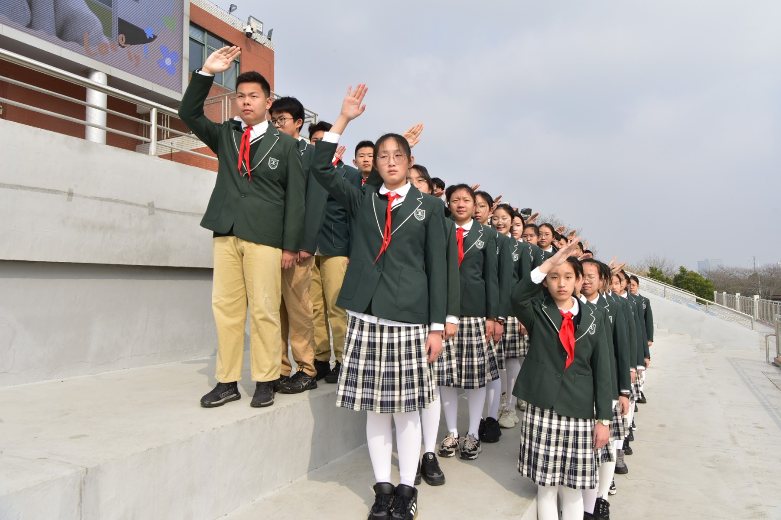 1744971411138598.jpg 1744971411138598.jpg