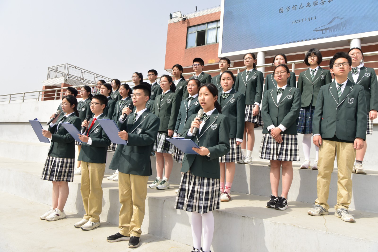 1744973649637577.jpg 1744973649637577.jpg