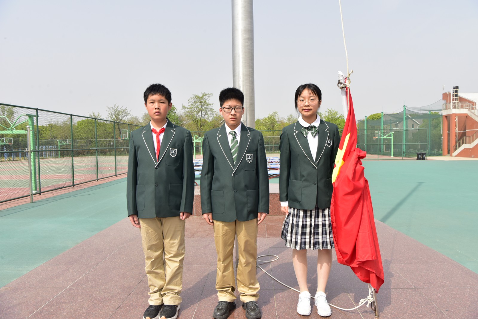 1744973718994758.jpg 1744973718994758.jpg