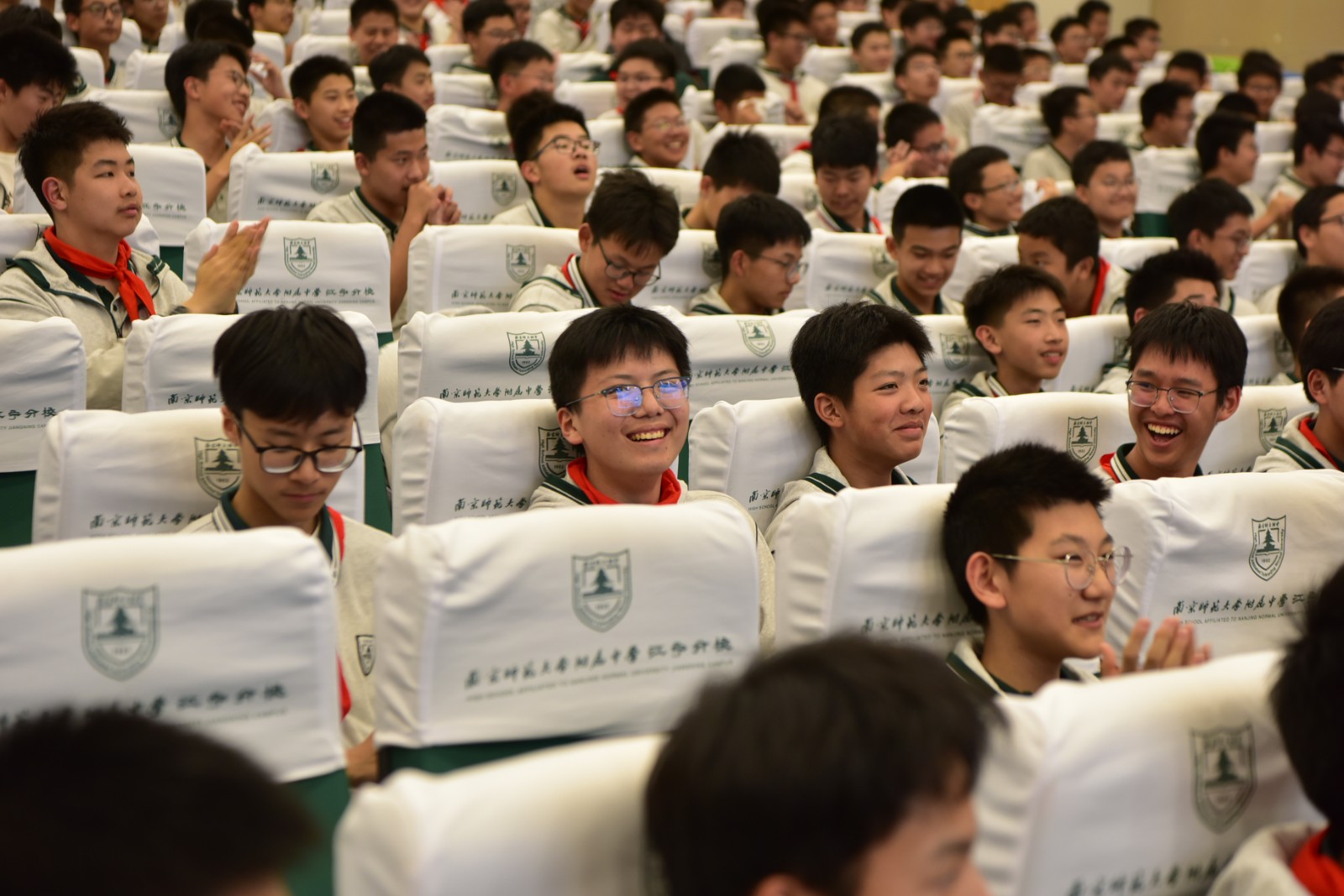 1745735504420173.jpg 1745735504420173.jpg