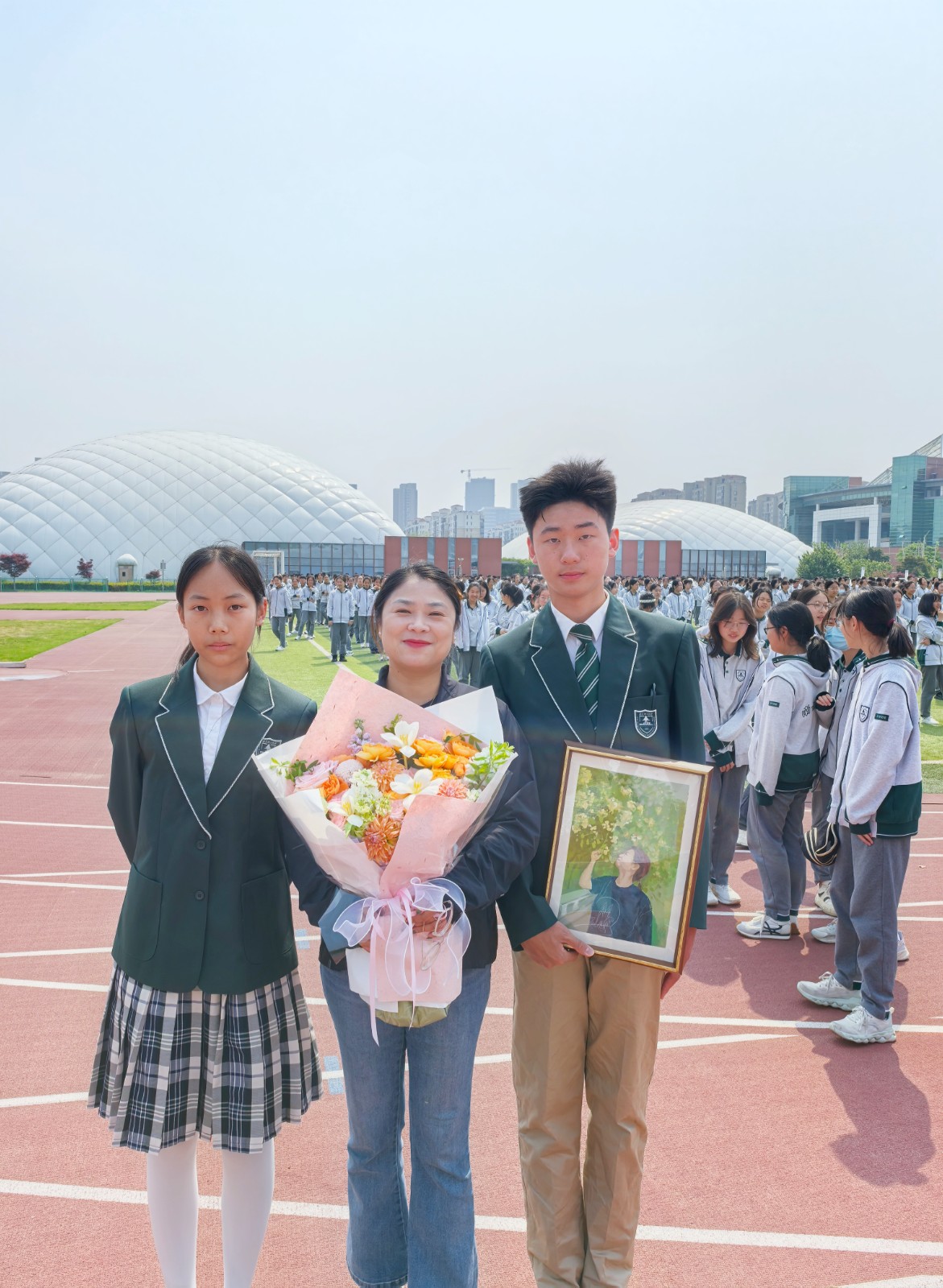 1747015845858557.jpg 1747015845858557.jpg