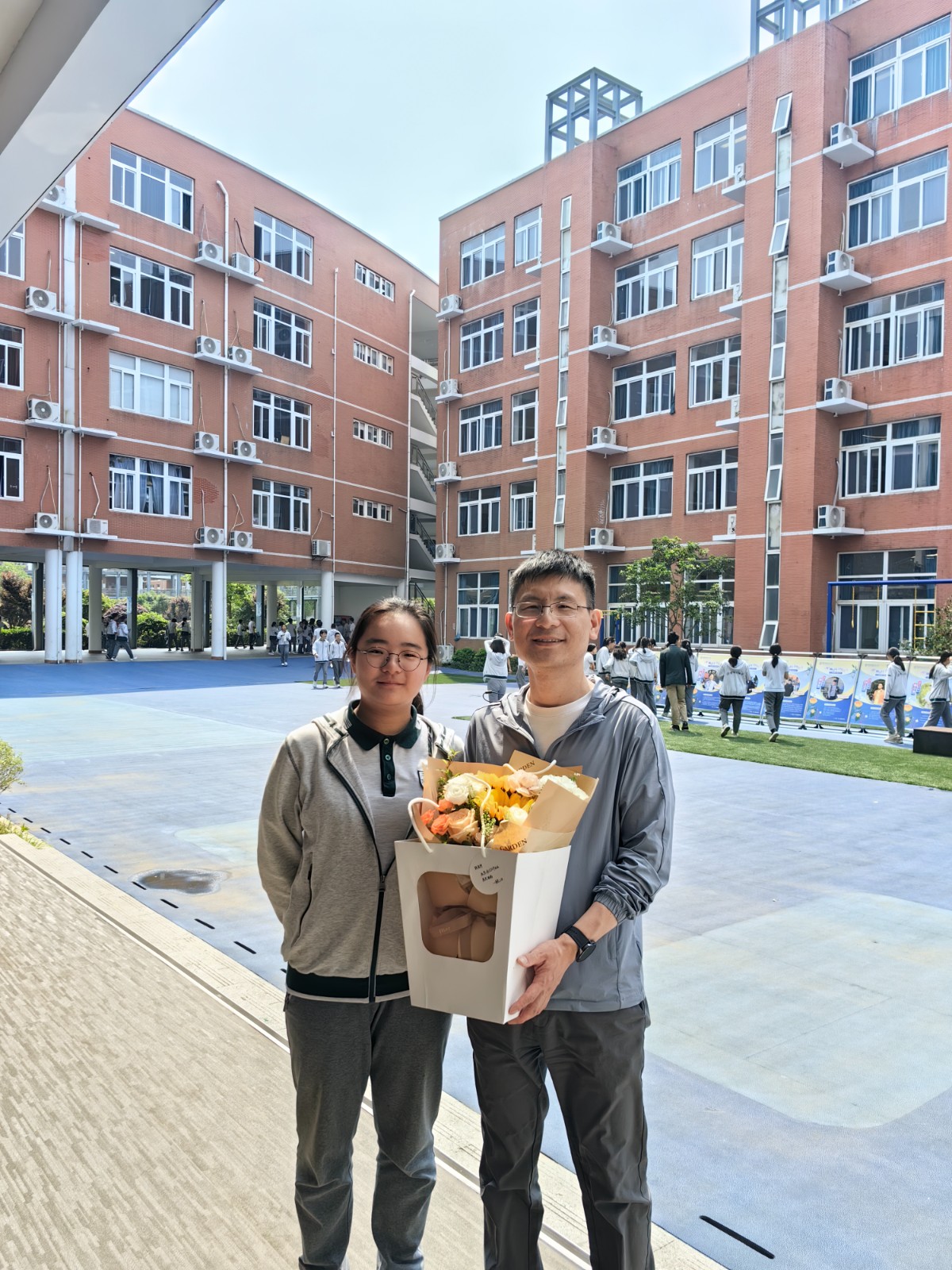 1747015846511696.jpg 1747015846511696.jpg