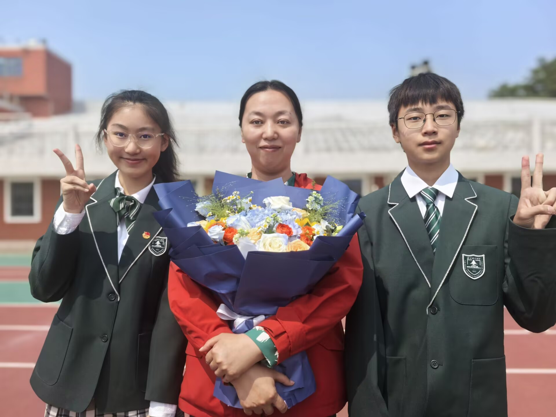 1747015849871909.jpg 1747015849871909.jpg