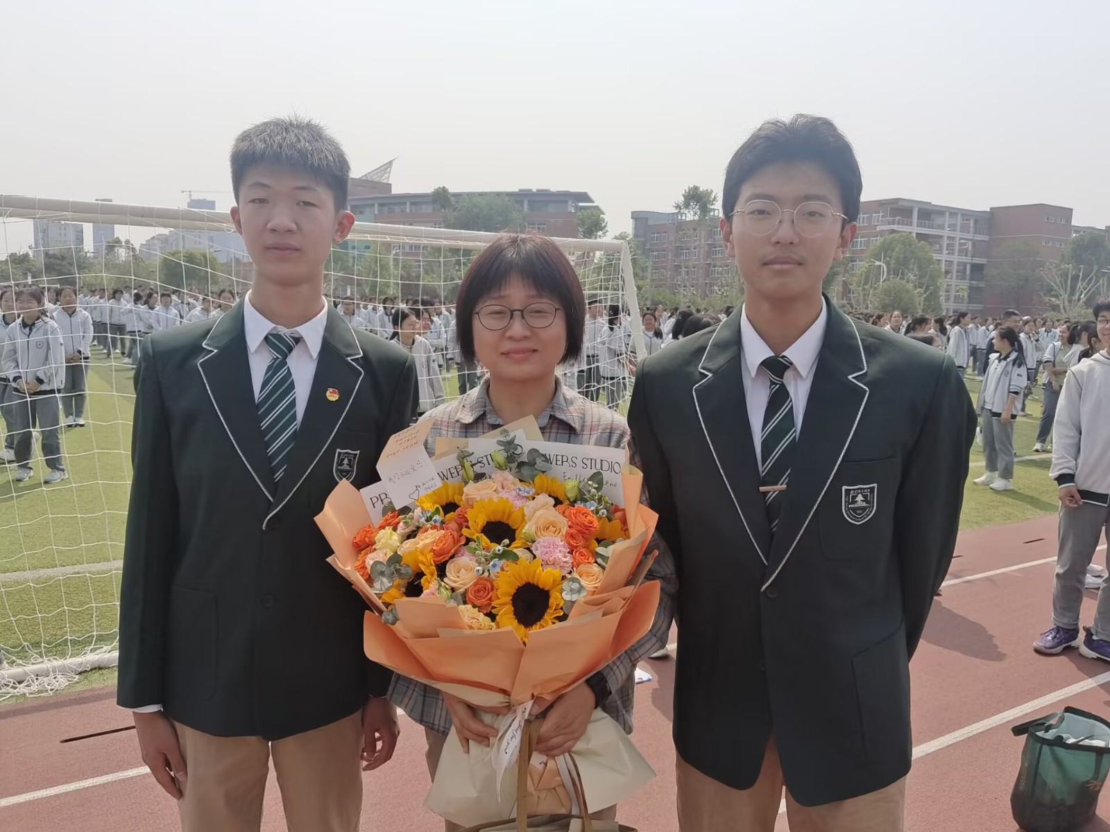 1747015851394975.jpg 1747015851394975.jpg