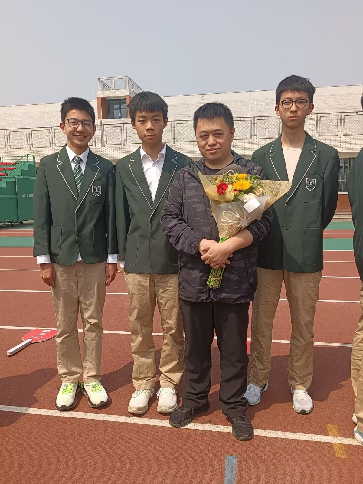 1747015851562606.jpg 1747015851562606.jpg