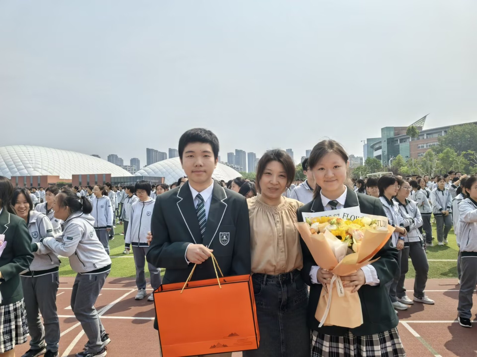 1747015853700631.jpg 1747015853700631.jpg