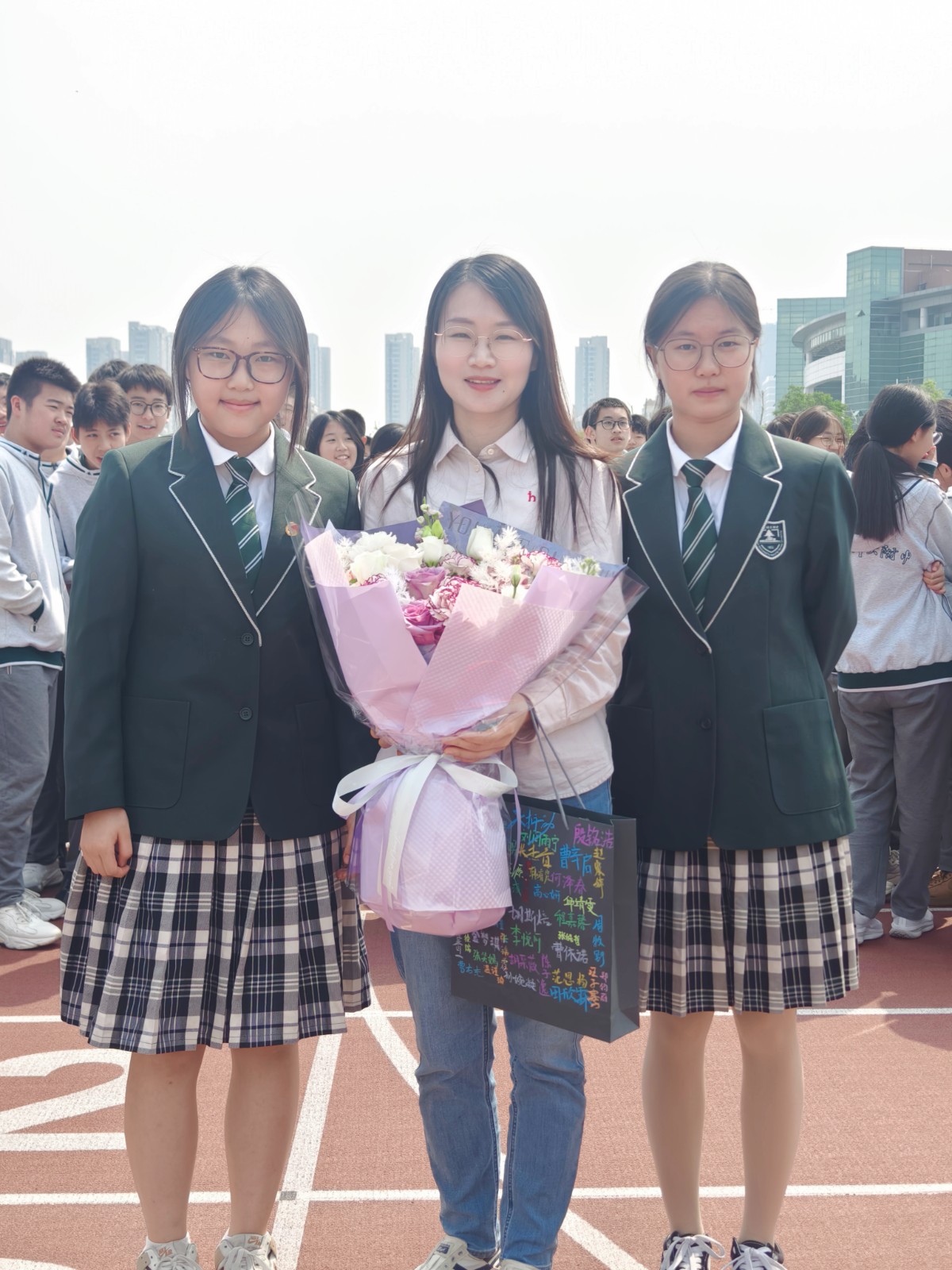 1747015853998190.jpg 1747015853998190.jpg