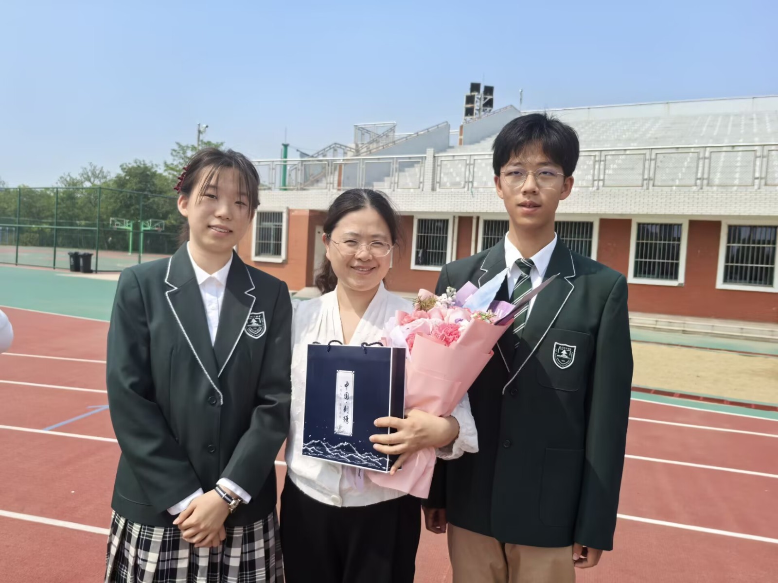 1747015854848402.jpg 1747015854848402.jpg